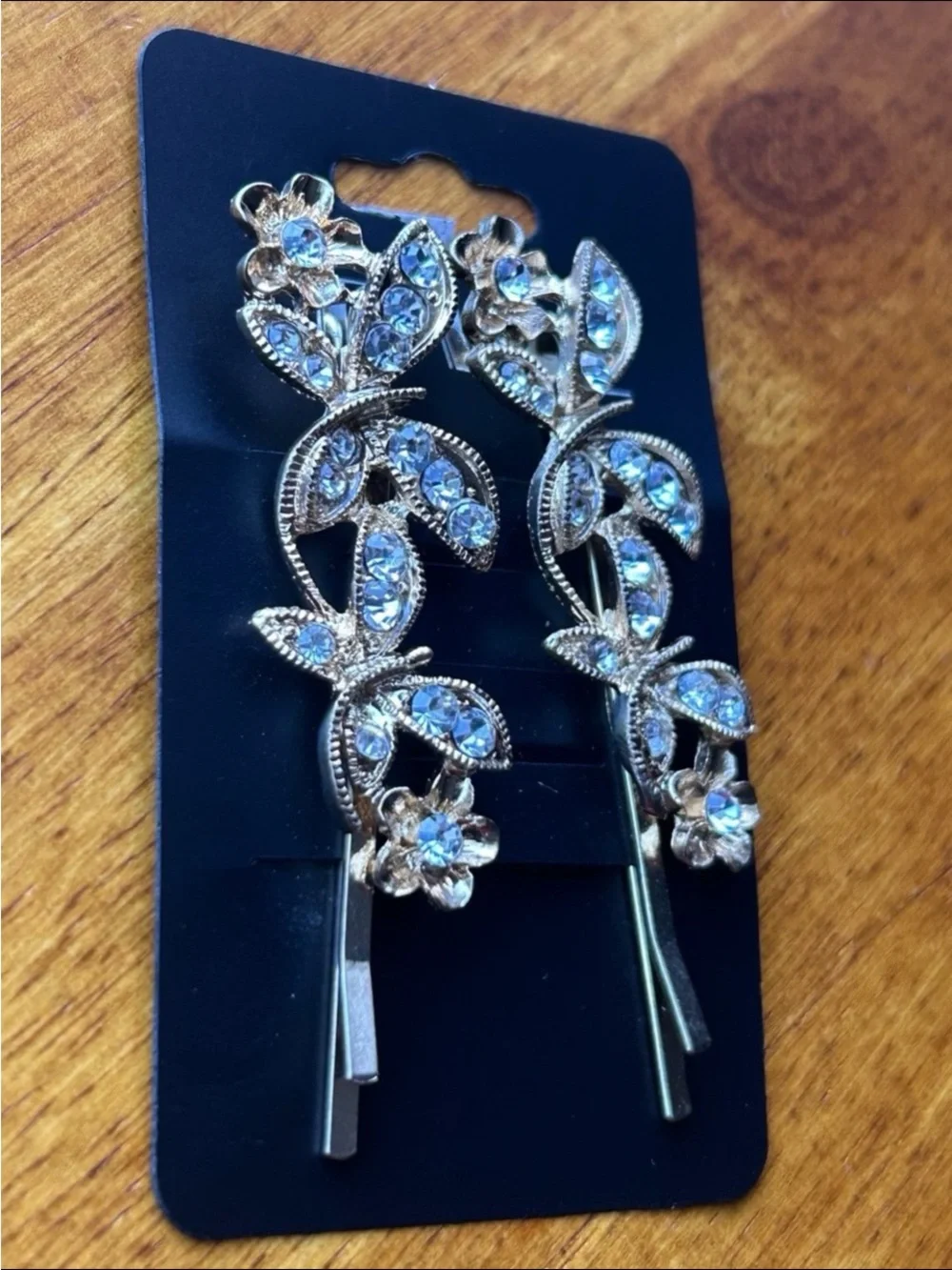 NWT Femme hair pins